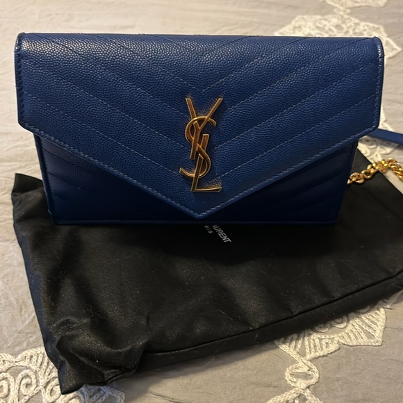 SAINT LAURENT Envelope Wallet on Chain - Picture 10 of 13